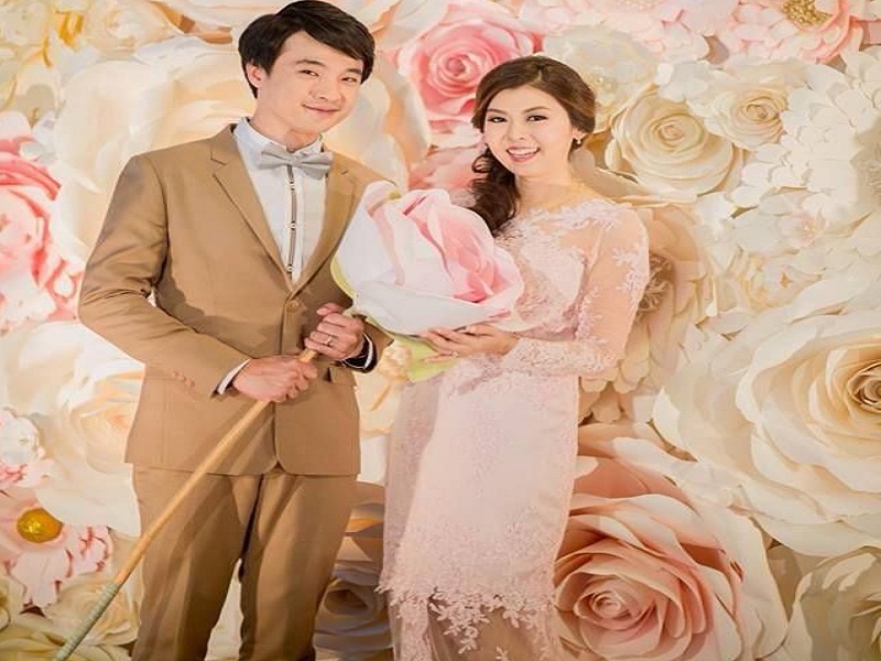 Cổng Hoa Cưới Với Chất Liệu Hoa Giấy Tông Màu Pastel
